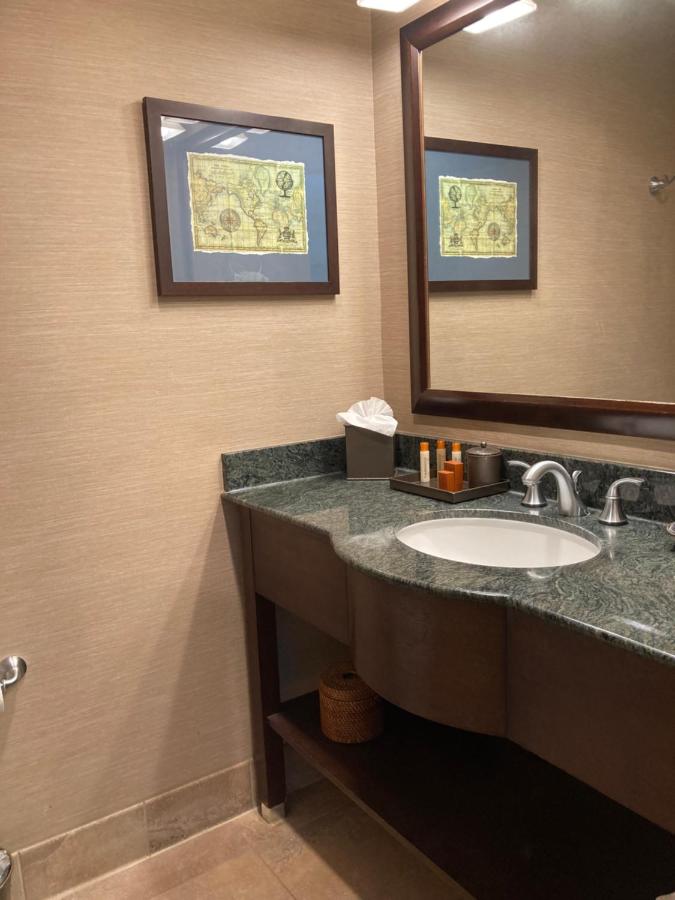 Deluxe King Room at Blue Dolphin Inn