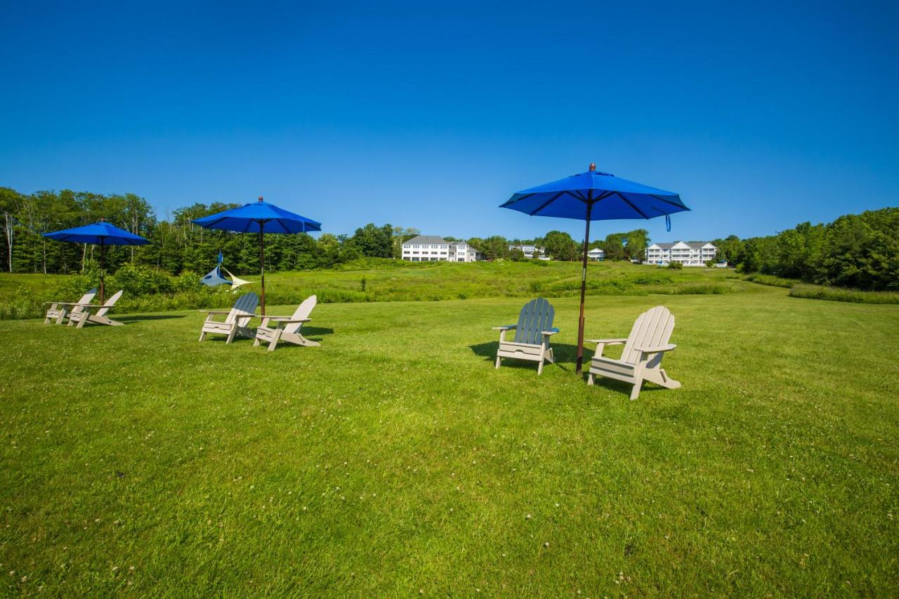 | Strawberry Hill Seaside Inn
