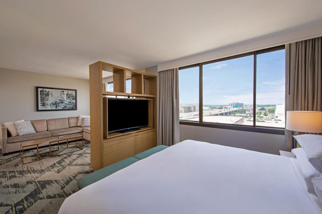Junior Suite, 1 King at Sheraton Birmingham Hotel