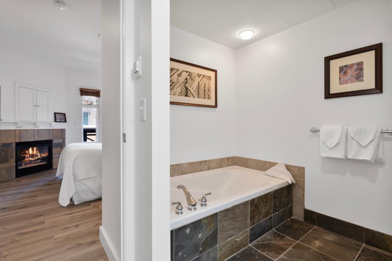 | Sundial Lodge 2 Bedroom by Canyons Village Rentals
