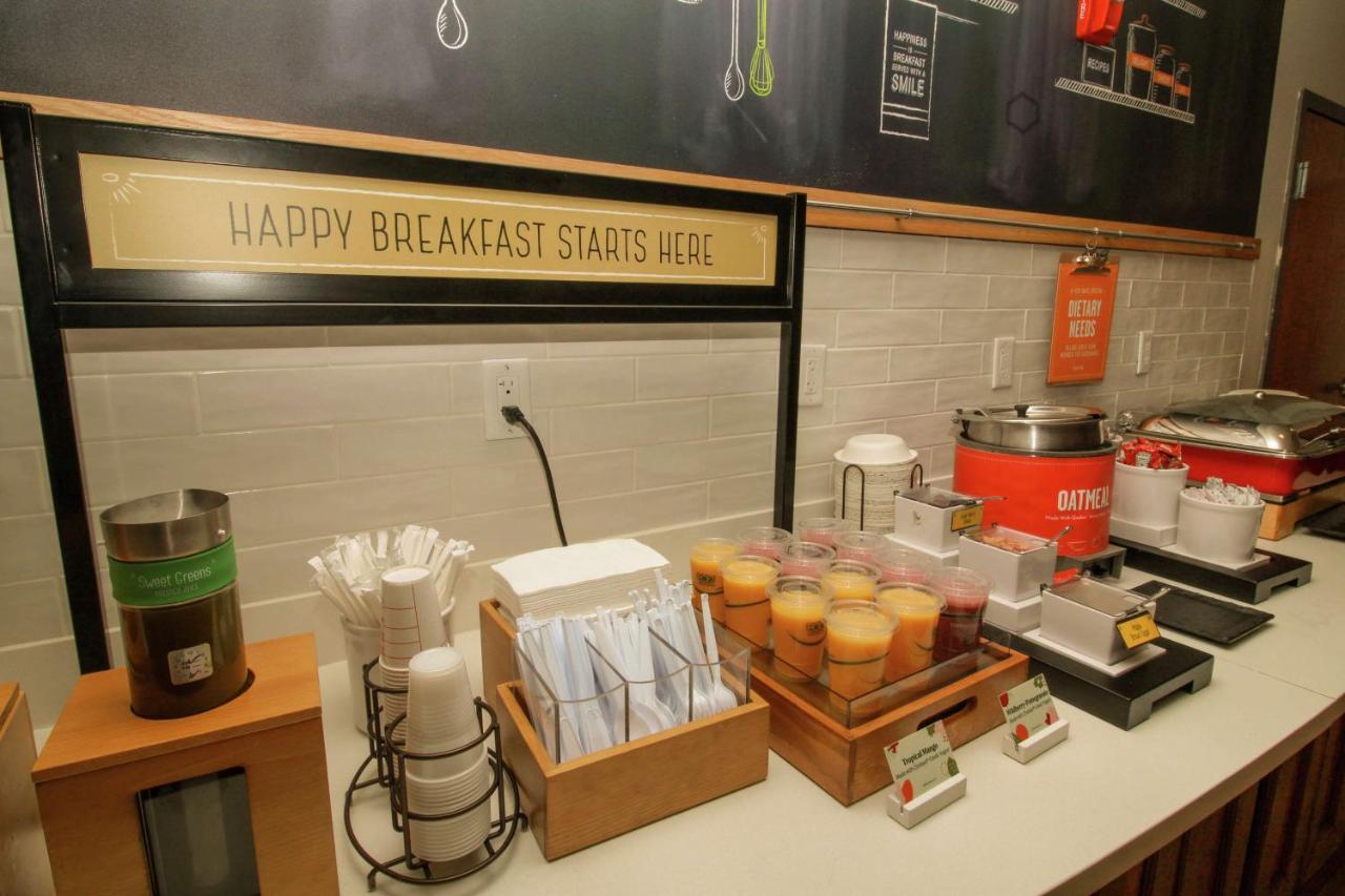 | Hampton Inn Commerce/Novi