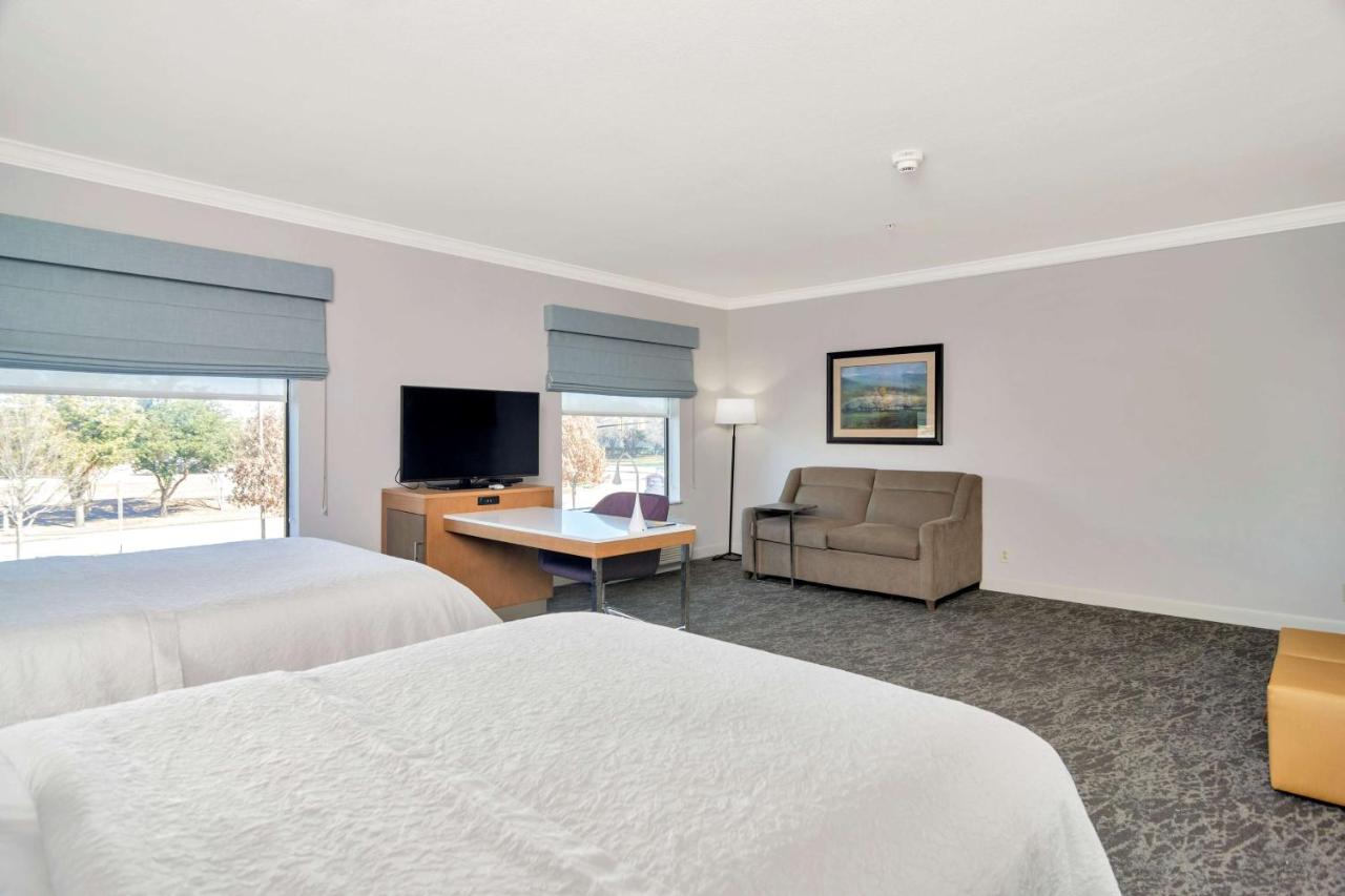 Queen Studio Suite - Non-Smoking at Hampton Inn & Suites Fort Worth-Fossil Creek