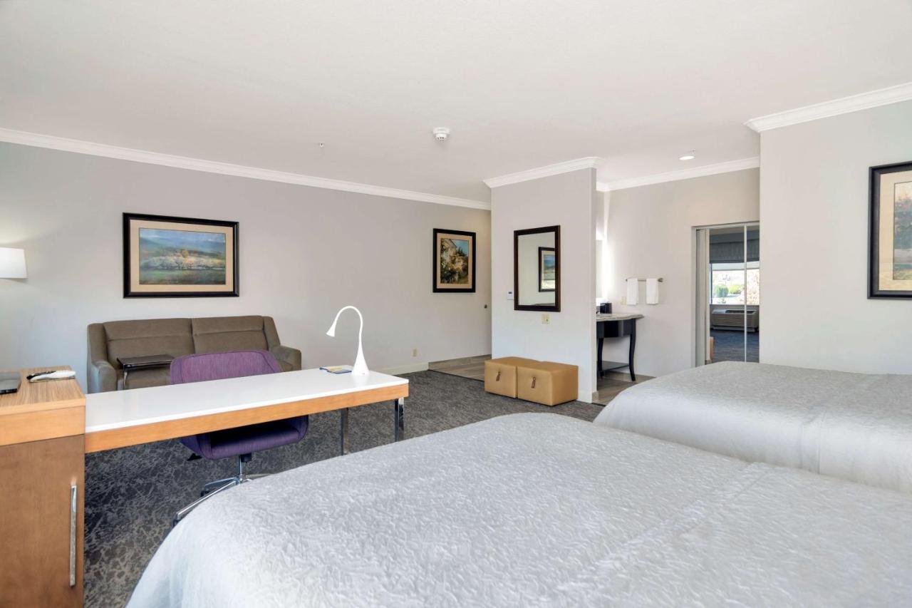 Queen Studio Suite - Non-Smoking at Hampton Inn & Suites Fort Worth-Fossil Creek
