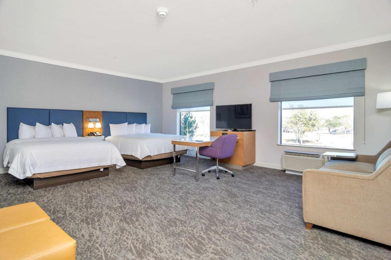 Queen Studio Suite - Non-Smoking at Hampton Inn & Suites Fort Worth-Fossil Creek