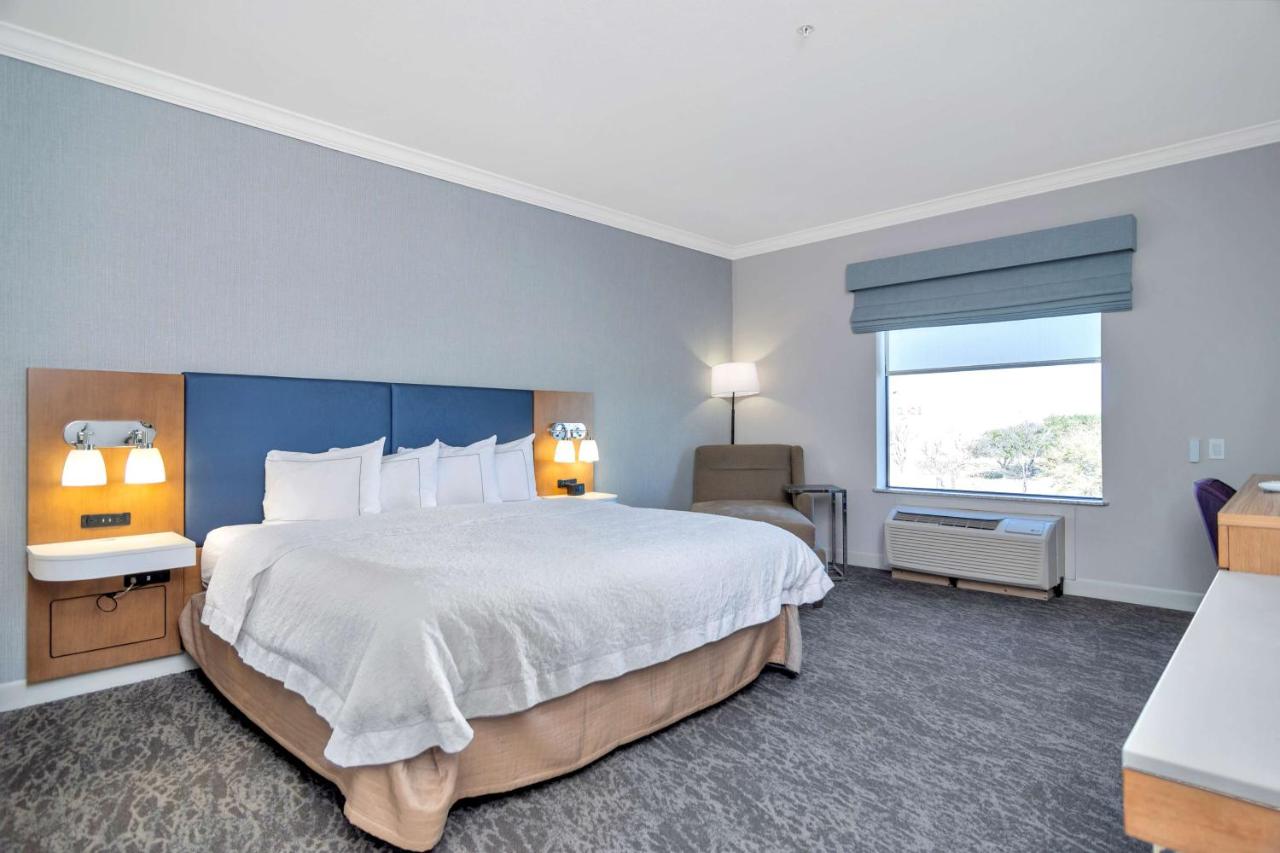 King Room - Hearing Disability Access/Non-Smoking at Hampton Inn & Suites Fort Worth-Fossil Creek