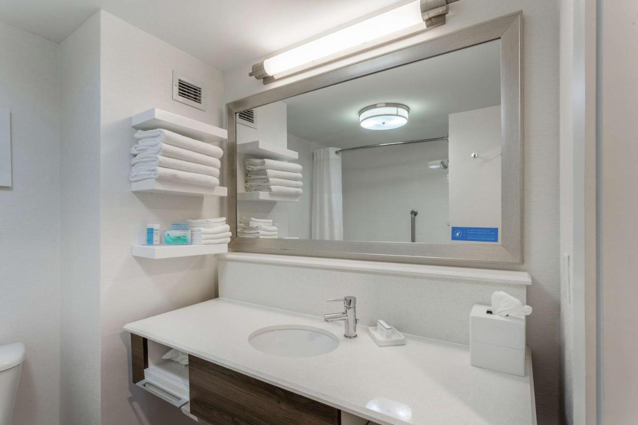 | Hampton Inn Groton/Mystic
