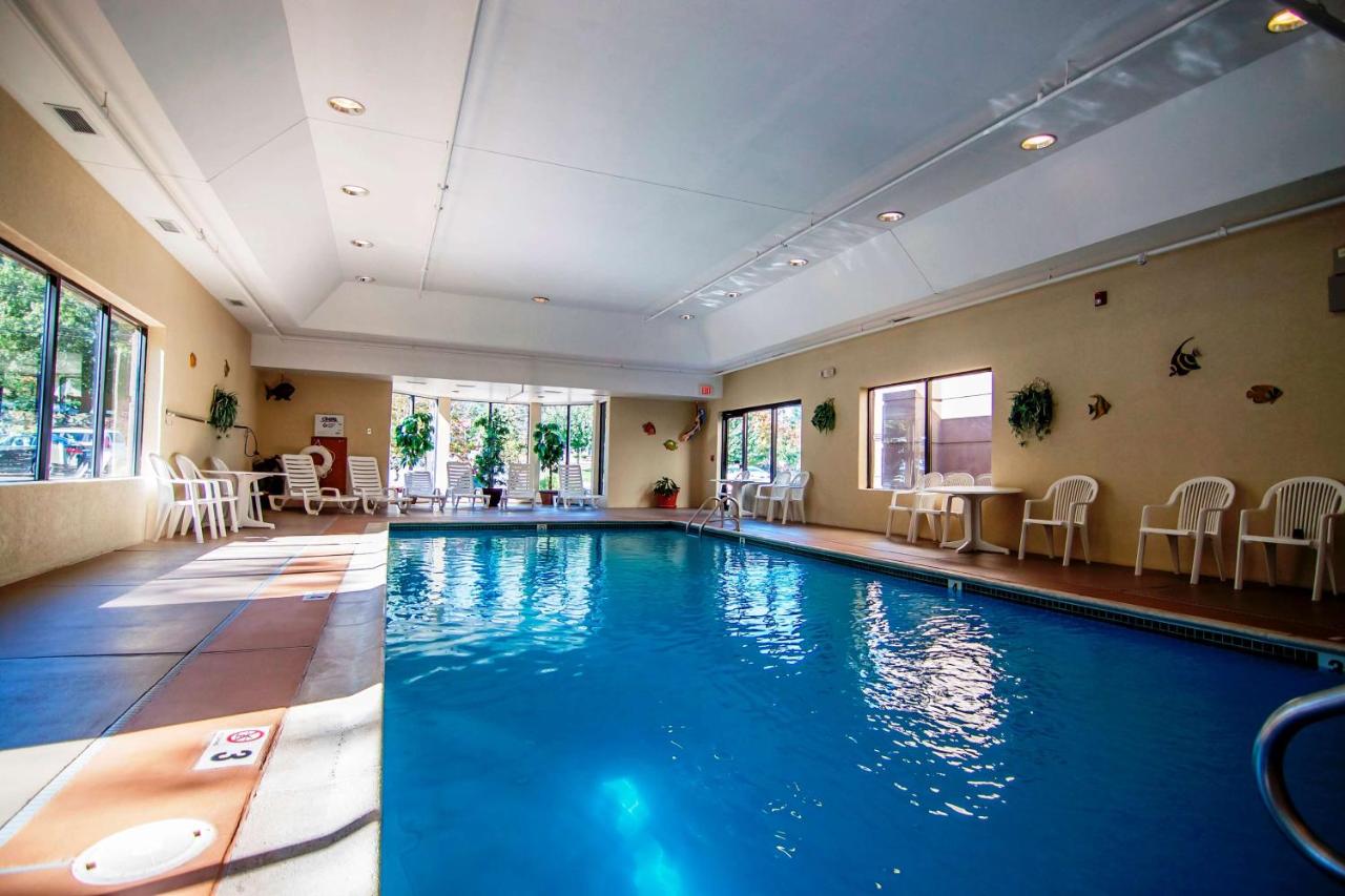 | Hampton Inn Groton/Mystic