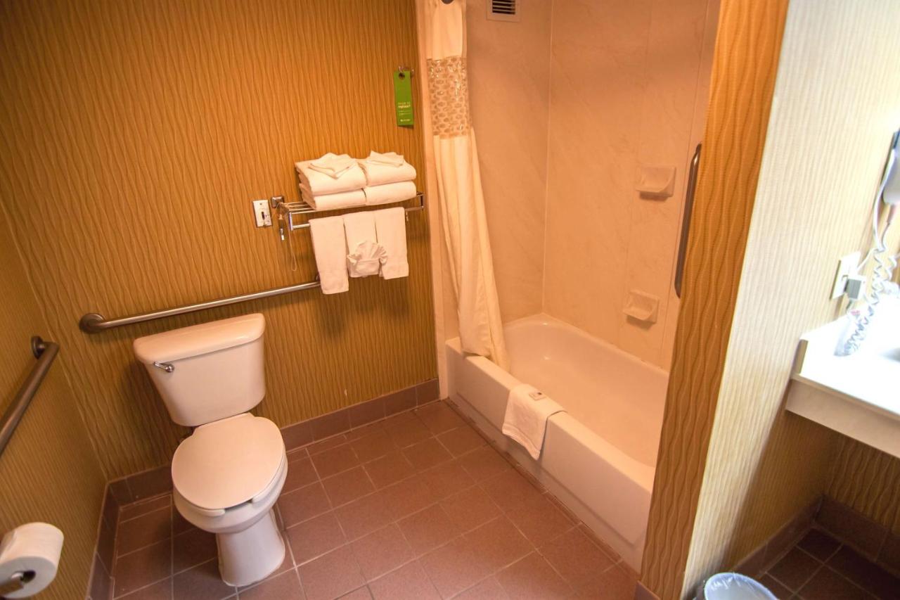 | Hampton Inn Groton/Mystic