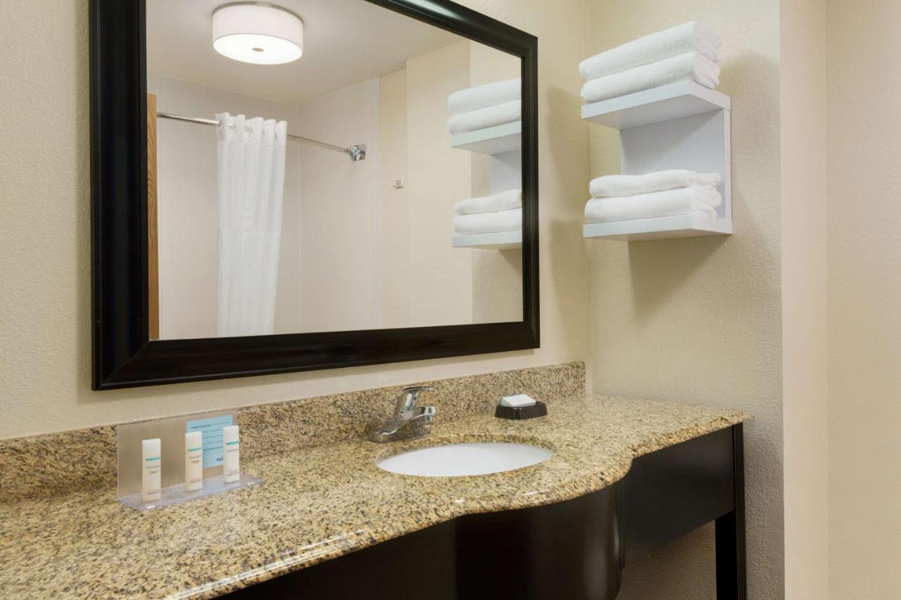 King Suite - Hearing Accessible/Non-Smoking at Hampton Inn & Suites Houston/Clear Lake-Nasa Area