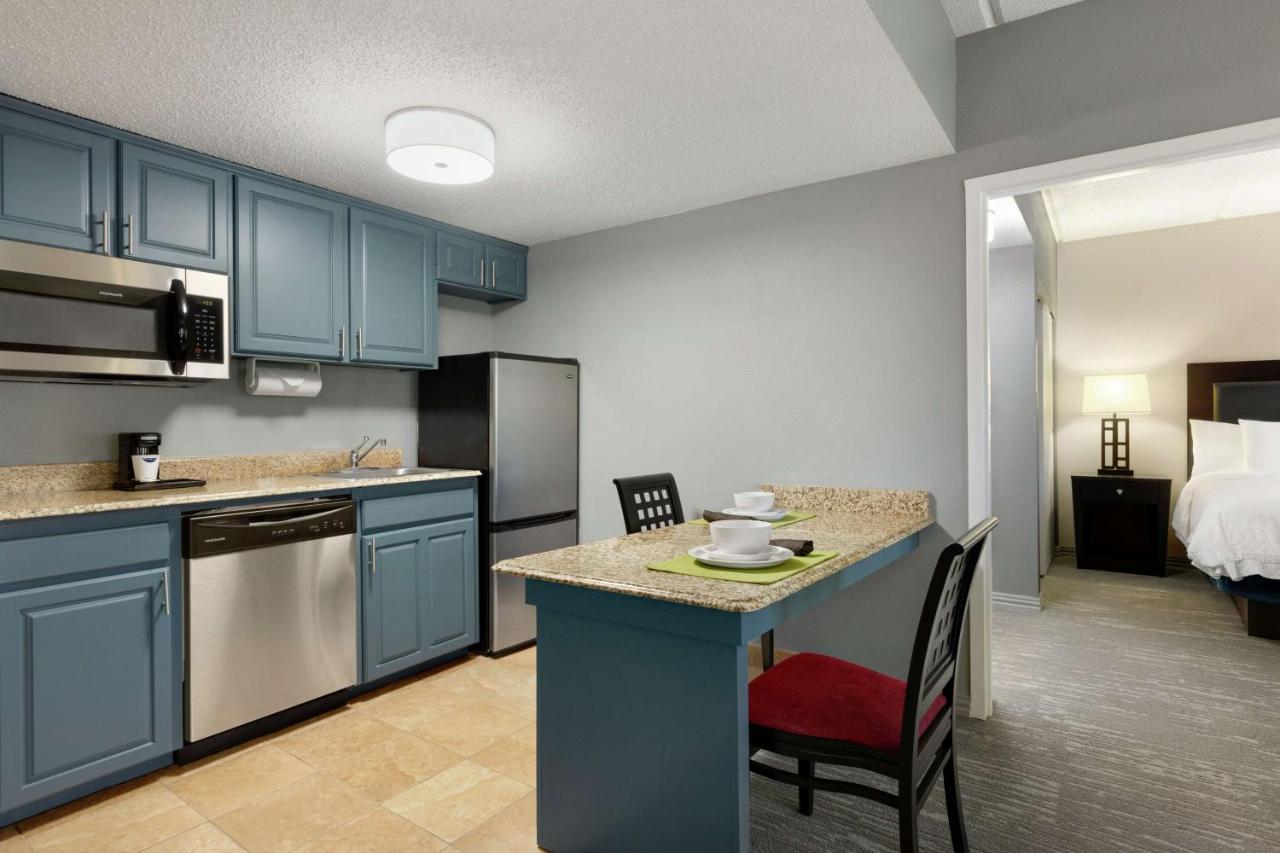 Non-Smoking King Suite with Kitchenette at Hampton Inn & Suites Houston/Clear Lake-Nasa Area