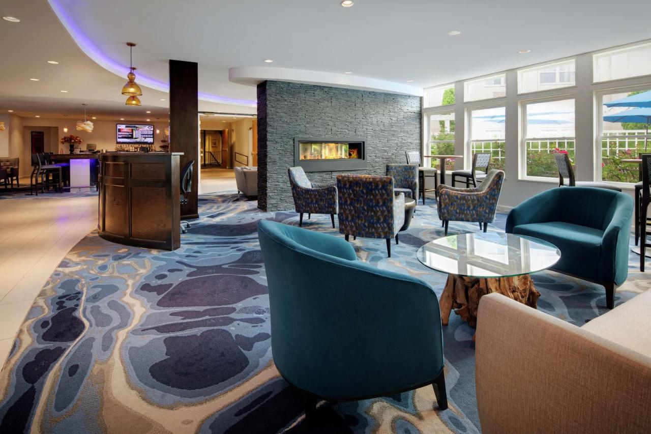 | DoubleTree by Hilton Cape Cod - Hyannis
