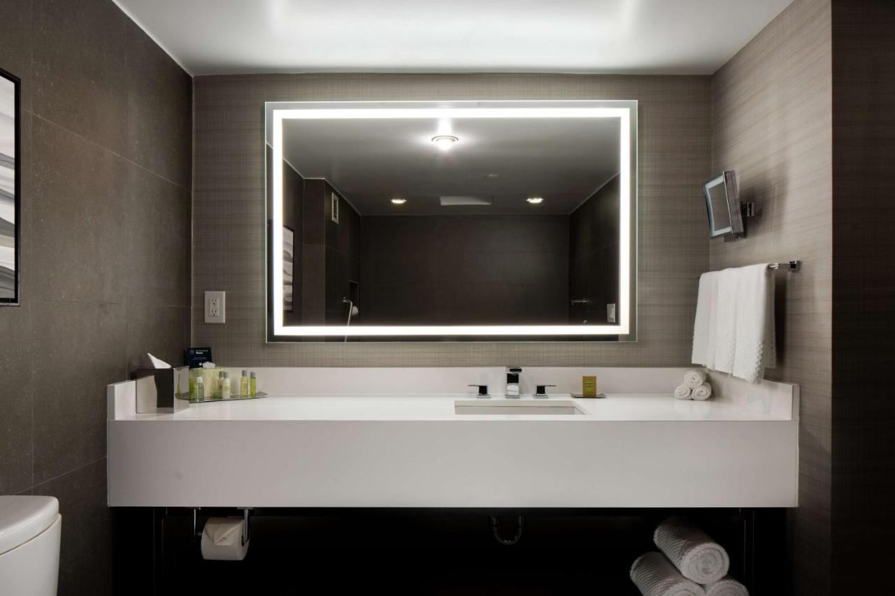 King Room with Infinity Tub - Non-Smoking at DoubleTree by Hilton Monrovia - Pasadena Area