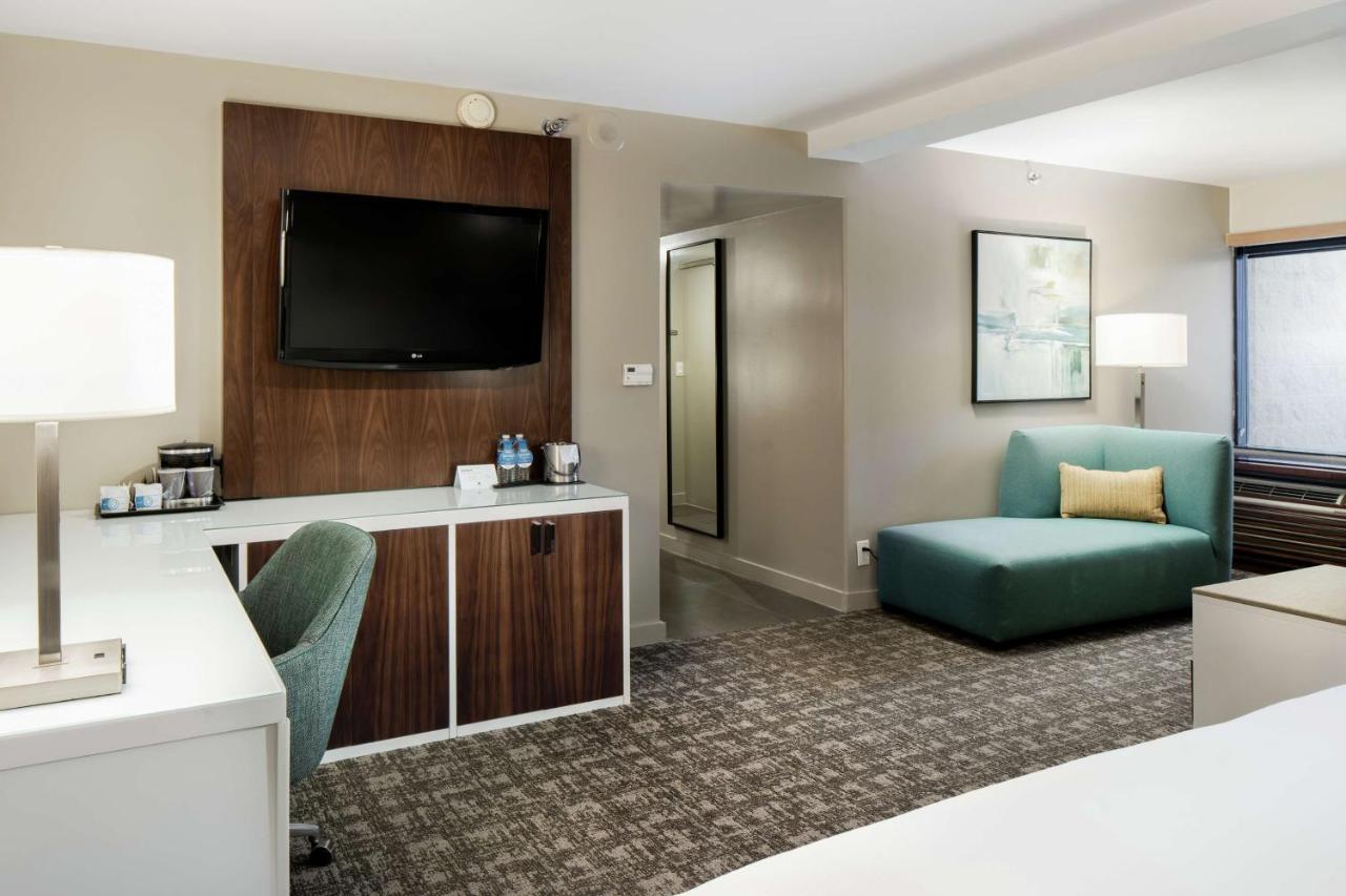 King Room with Infinity Tub - Non-Smoking at DoubleTree by Hilton Monrovia - Pasadena Area