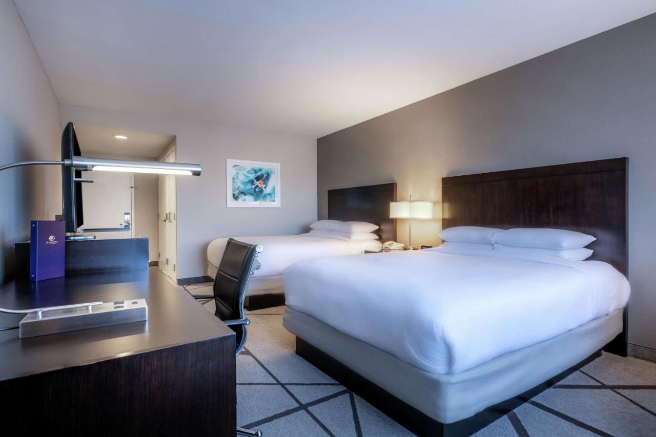 Double Room with Two Double Beds at DoubleTree by Hilton Los Angeles - Norwalk