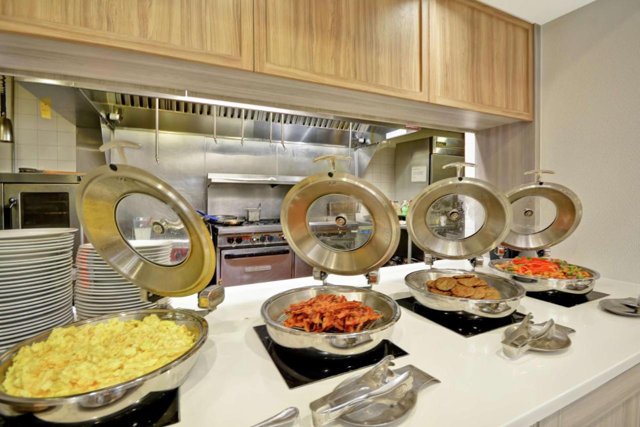 | Hilton Garden Inn Ridgefield Park