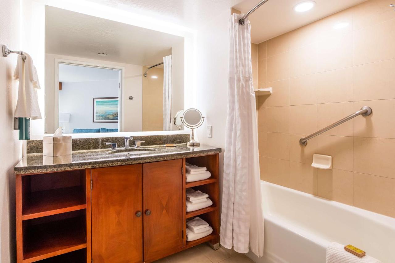 King Junior Suite - Non-Smoking at DoubleTree by Hilton Carson