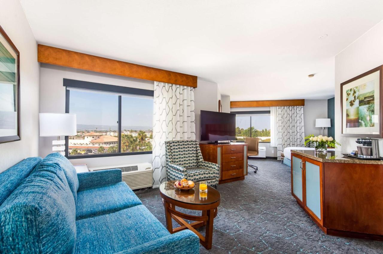 King Junior Suite - Non-Smoking at DoubleTree by Hilton Carson