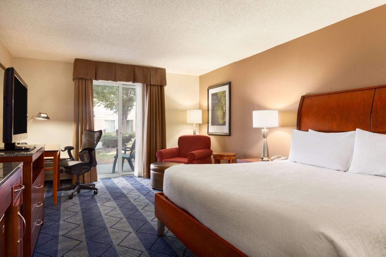 King Room with Scenic View at Hilton Garden Inn Lancaster