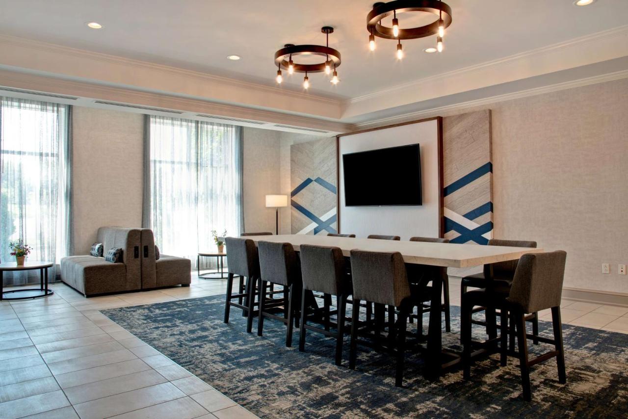 | Hilton Garden Inn Kansas City/Kansas