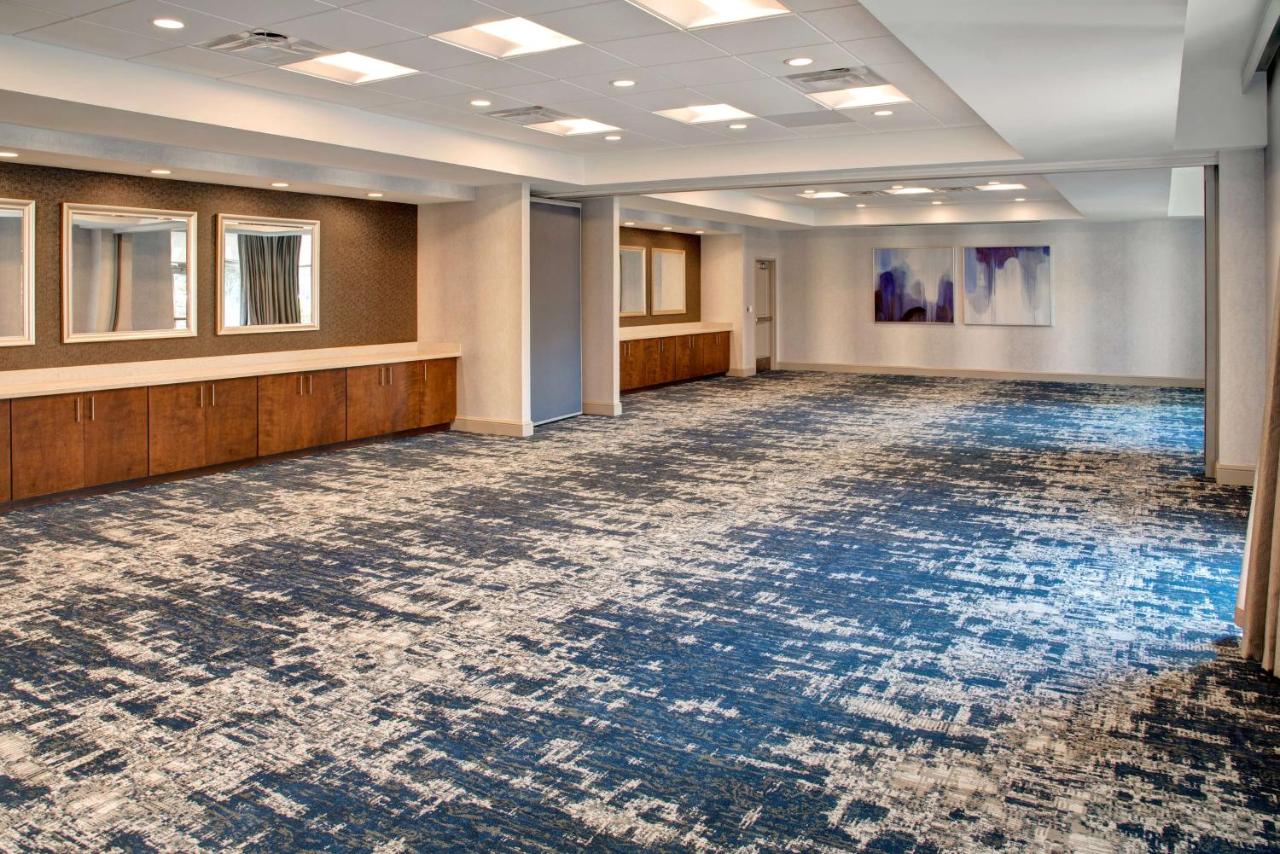 | Hilton Garden Inn Kansas City/Kansas