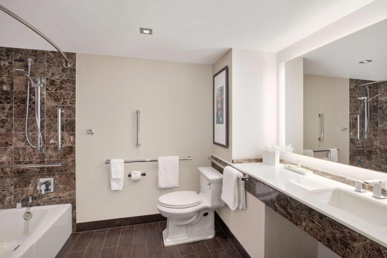 | Hilton McLean Tysons Corner