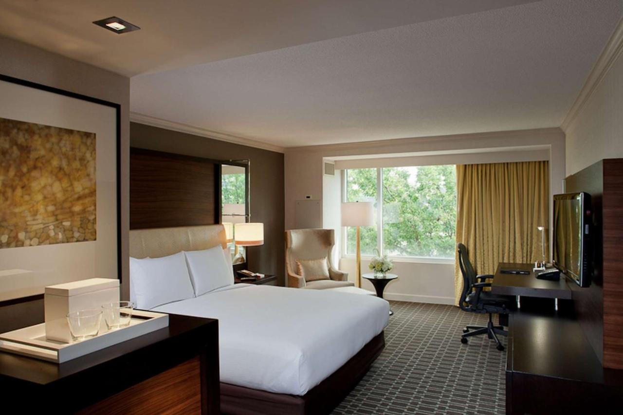 | Hilton McLean Tysons Corner
