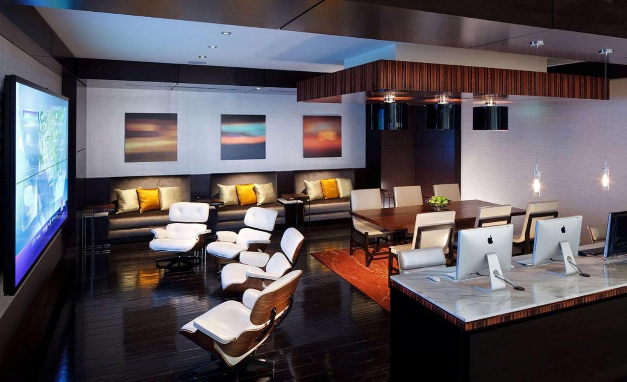 | Hilton McLean Tysons Corner