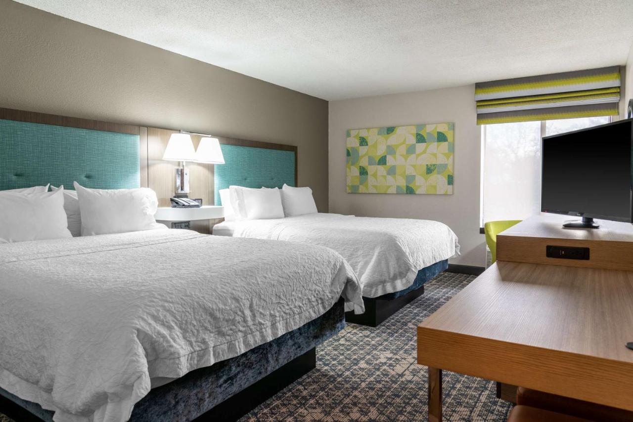 | Hampton Inn Kansas City-Lee's Summit