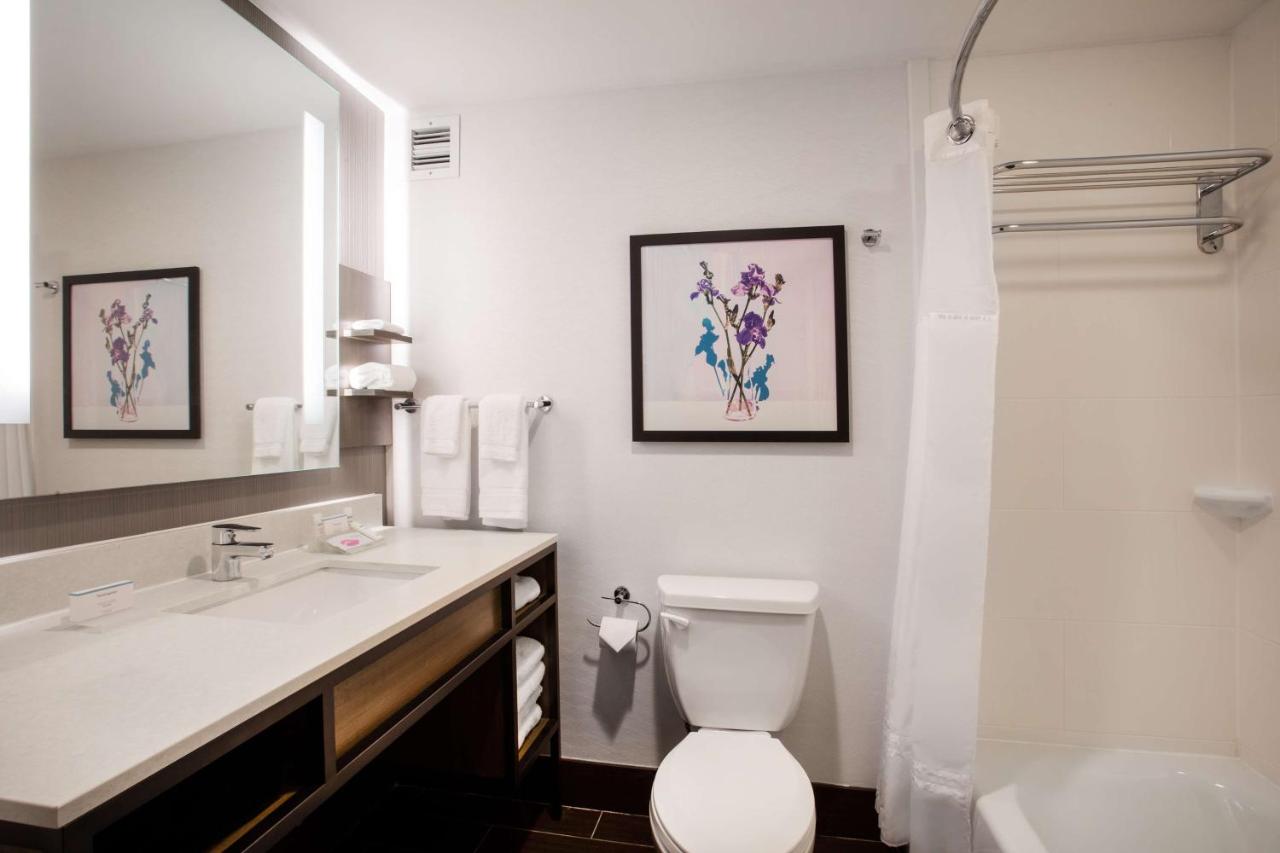 Premium Queen Room with Two Queen Beds at Hilton Garden Inn Nashville/Smyrna