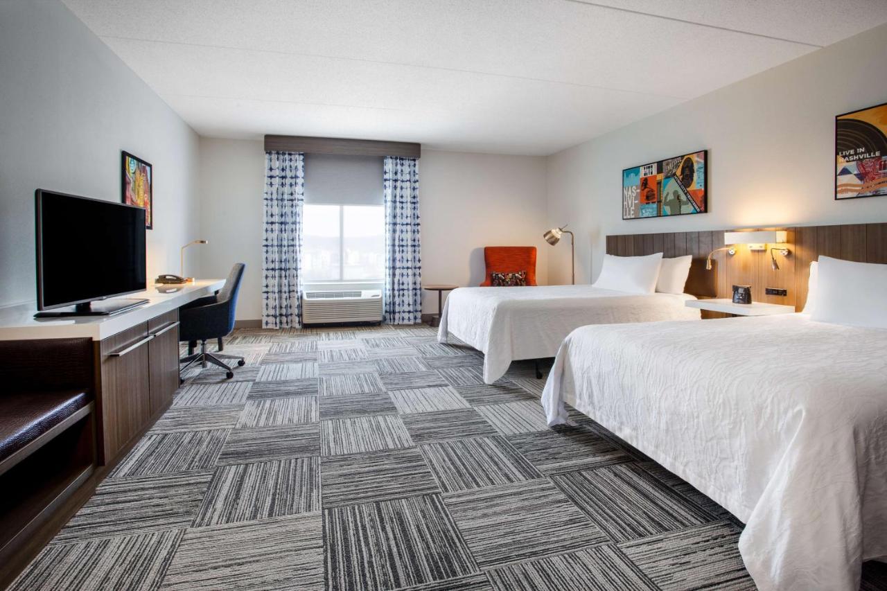 Queen Room with Two Queen Beds and Bath Tub - Accessible at Hilton Garden Inn Nashville/Smyrna