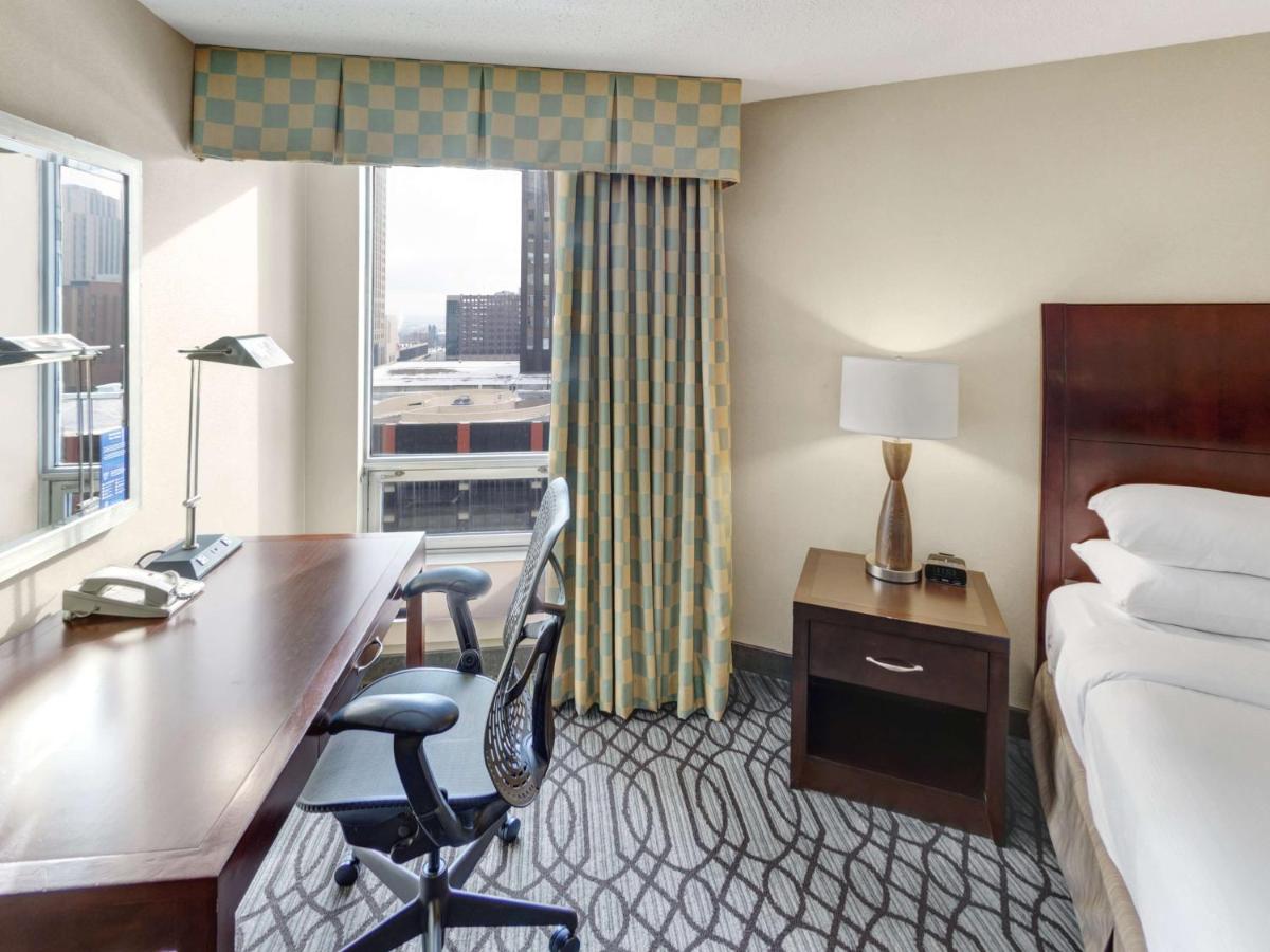 | DoubleTree by Hilton St Paul Downtown