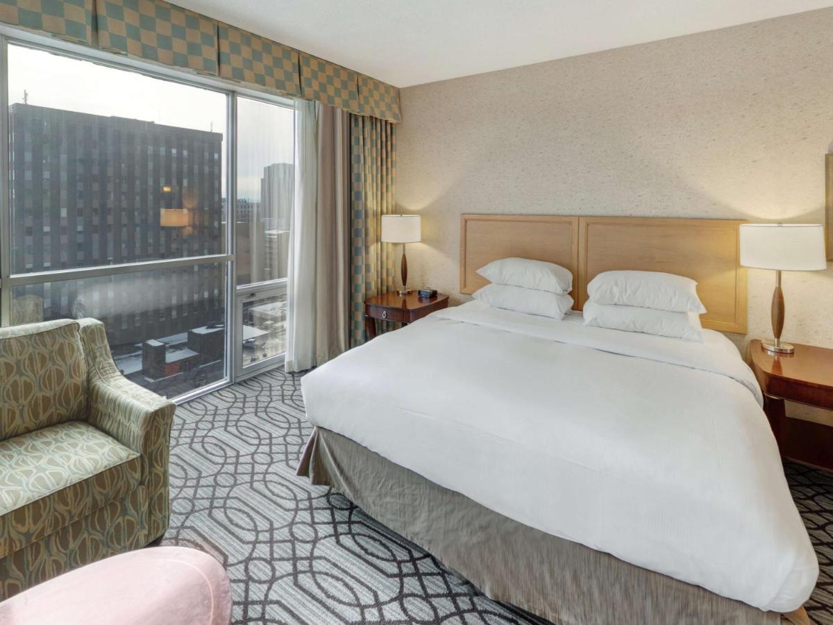 | DoubleTree by Hilton St Paul Downtown