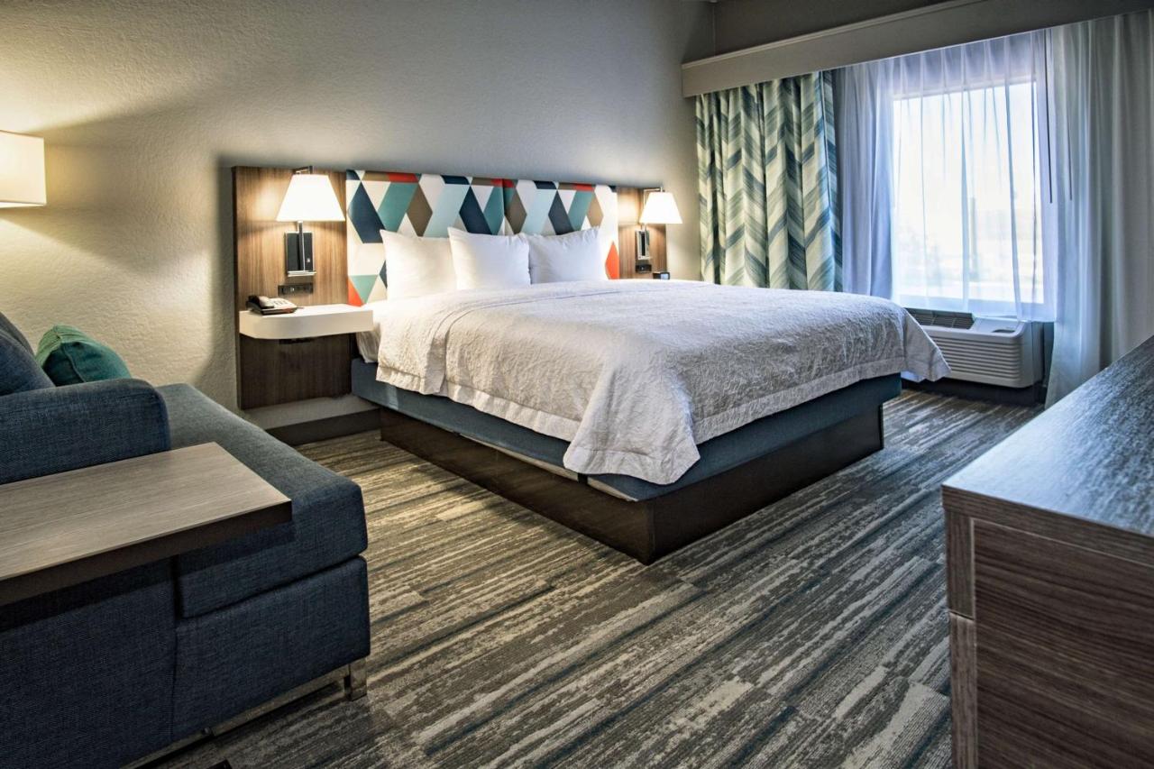 King Room - Non-Smoking at Hampton Inn Oklahoma City/Yukon