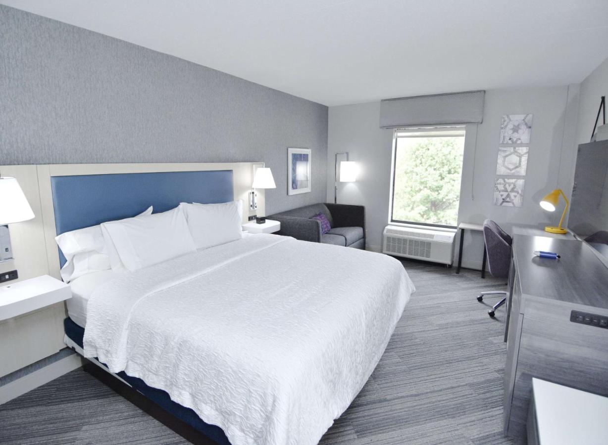 King Studio at Hampton Inn Auburn