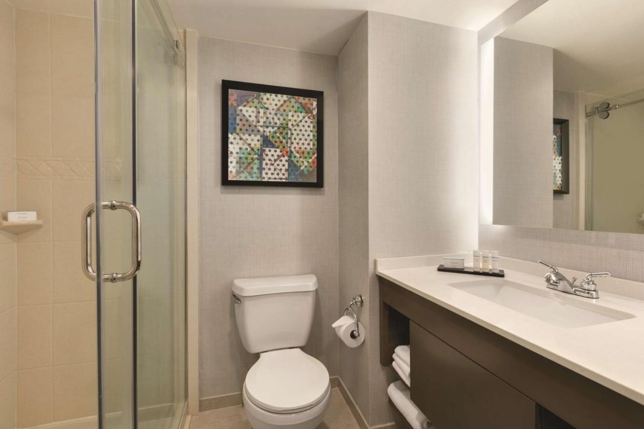 | Embassy Suites by Hilton Richmond