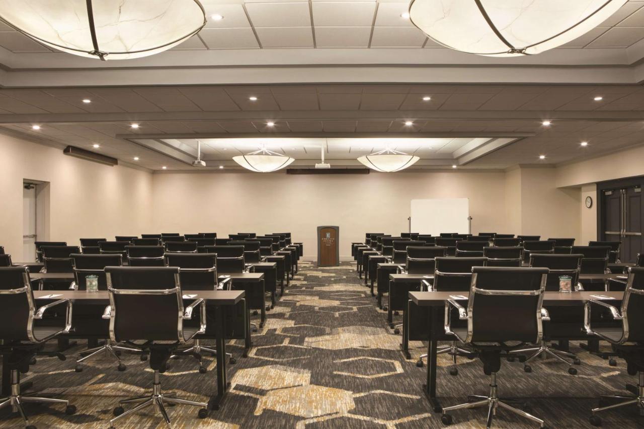 | Embassy Suites by Hilton Richmond