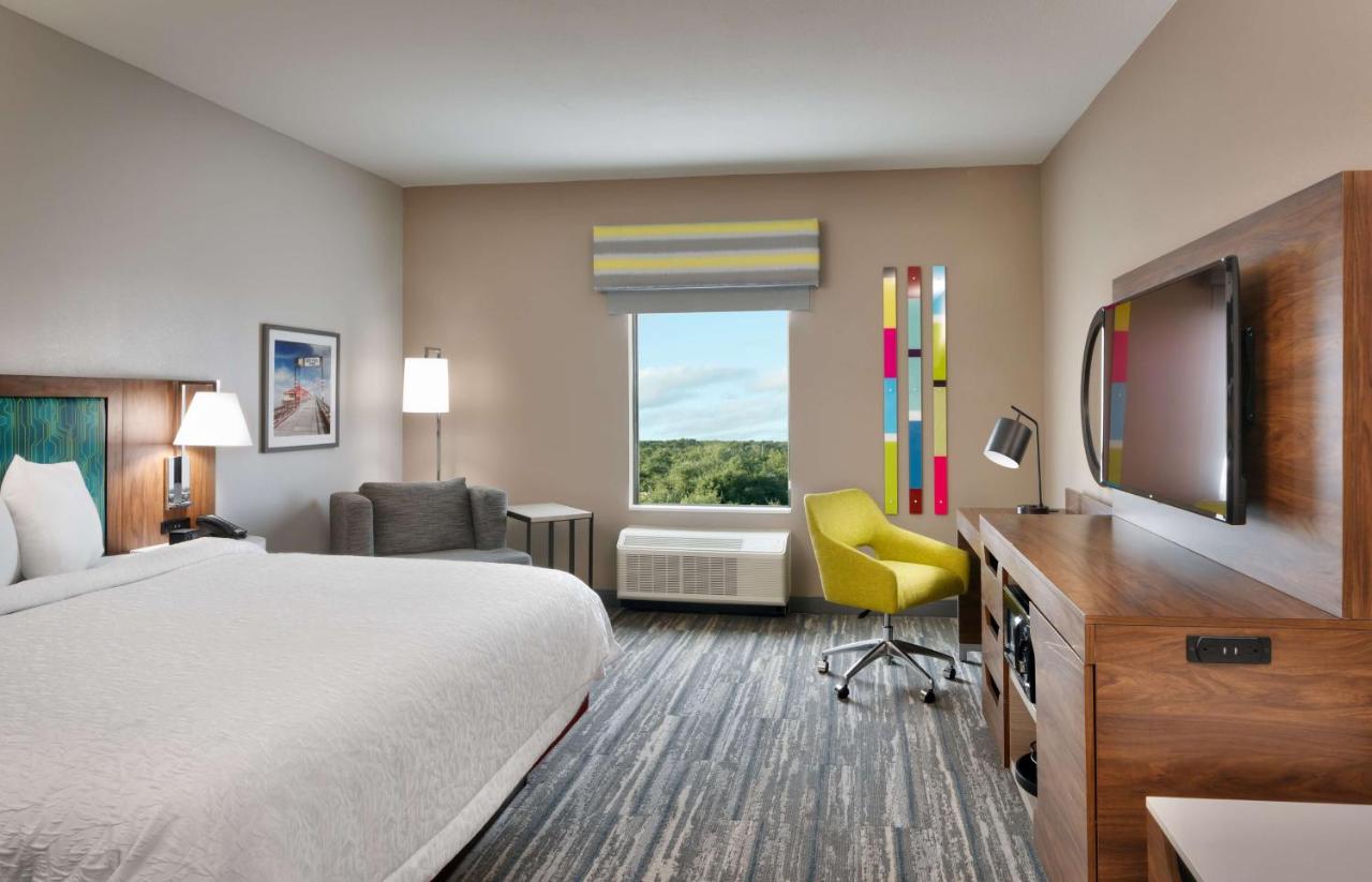 King Room - Non-Smoking at Hampton Inn & Suites Rockport-Fulton