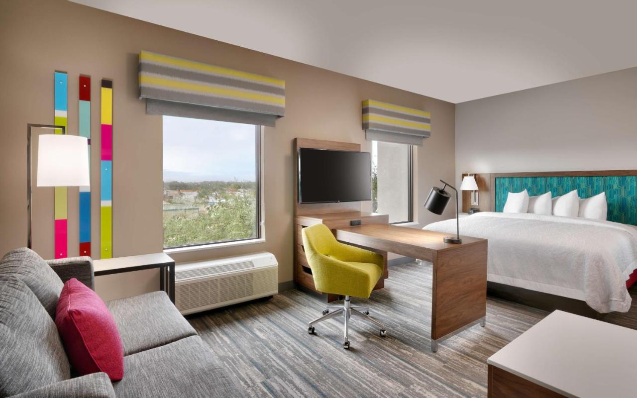 King Studio - Non-Smoking at Hampton Inn & Suites Rockport-Fulton