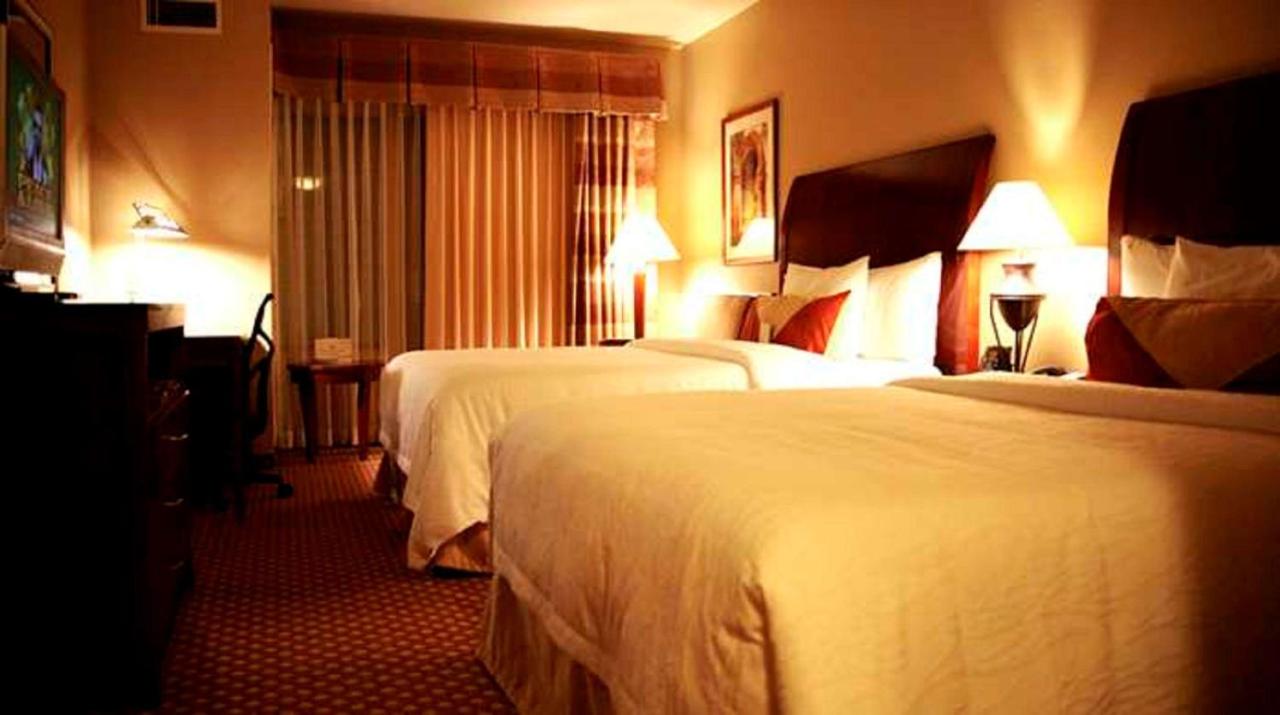 Queen Room with Two Queen Beds with Bath Tub - Disability Access at Hilton Garden Inn San Diego Del Mar