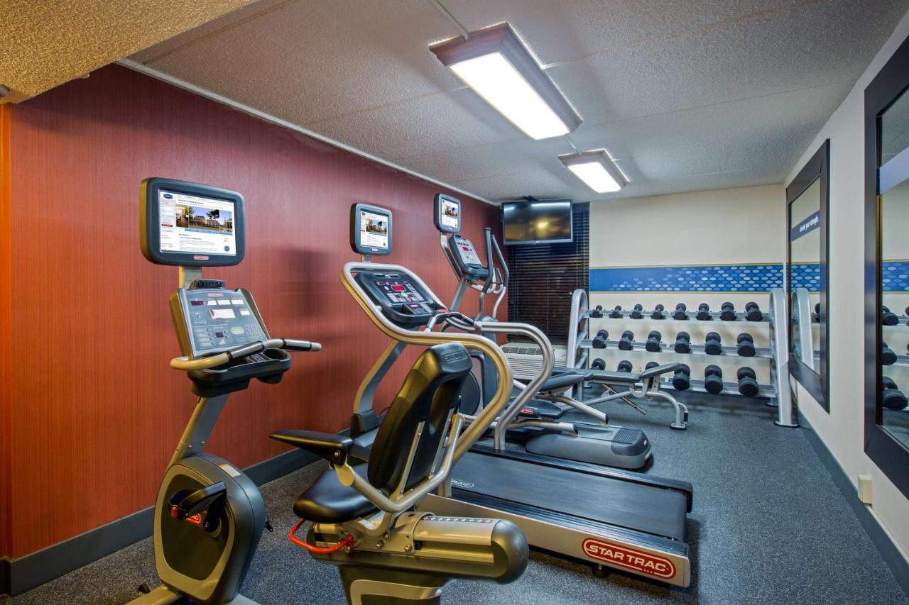 | Hampton Inn West Springfield
