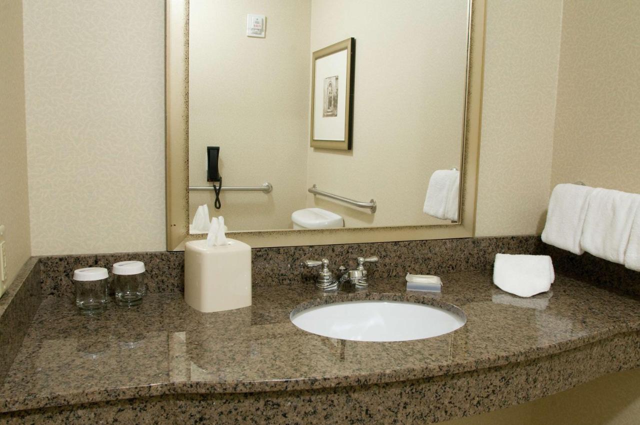 | Hilton Garden Inn Mount Holly/Westampton