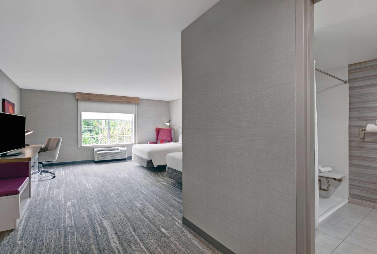 | Hilton Garden Inn Hamilton