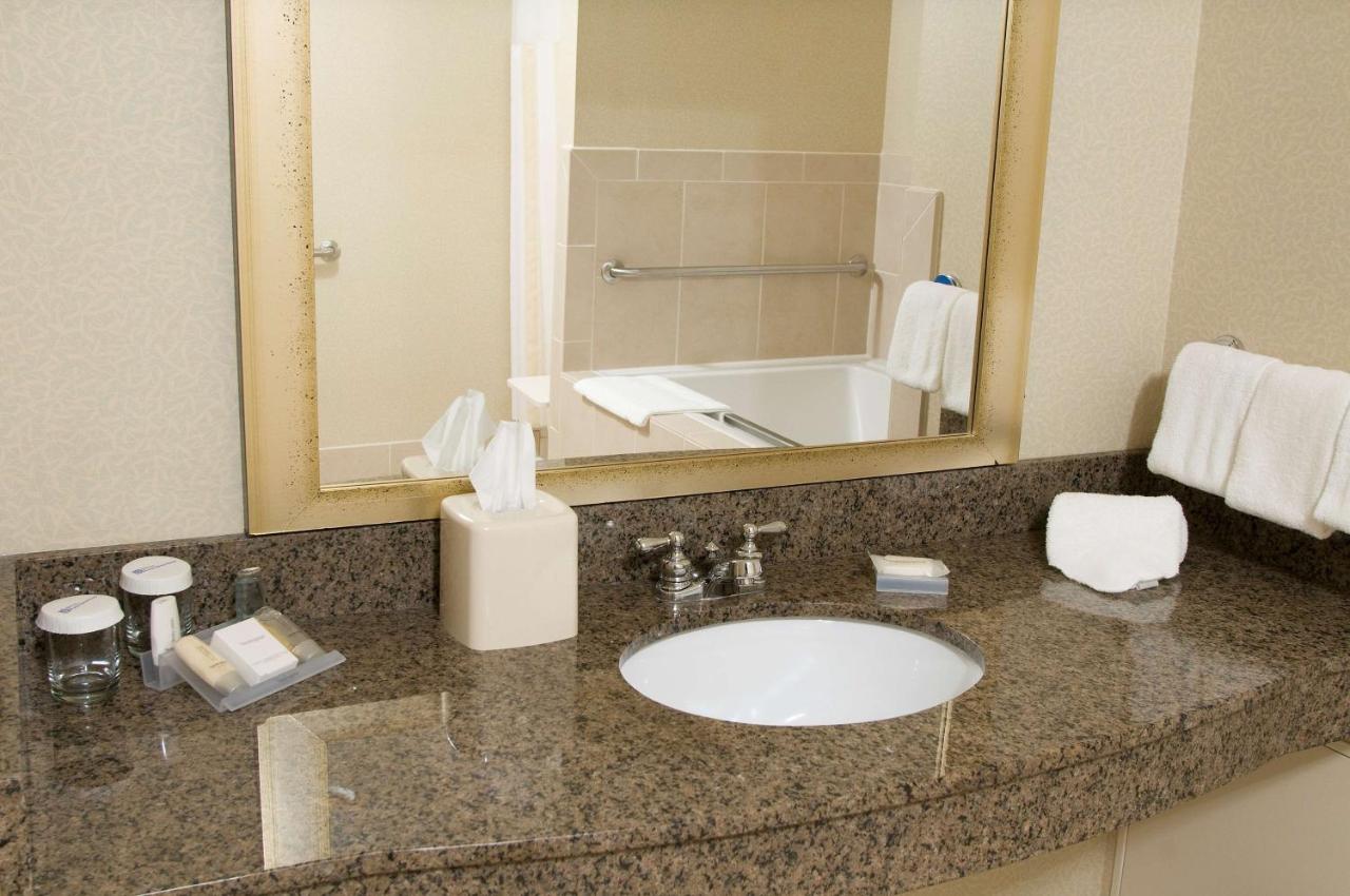 | Hilton Garden Inn Mount Holly/Westampton