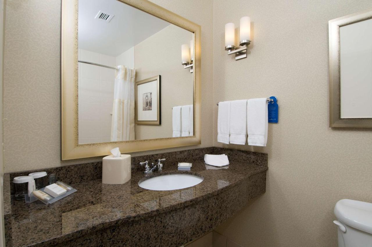 | Hilton Garden Inn Mount Holly/Westampton