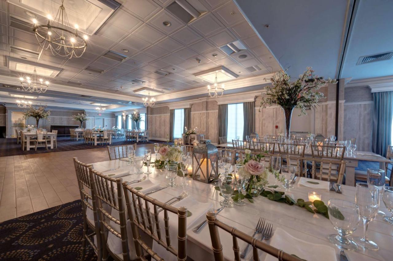 | Hilton Garden Inn Hamilton