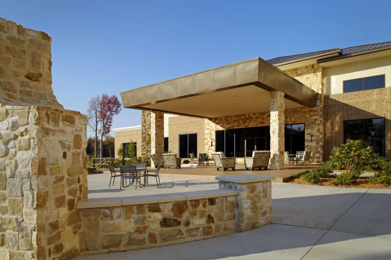 | Hilton Garden Inn Texarkana