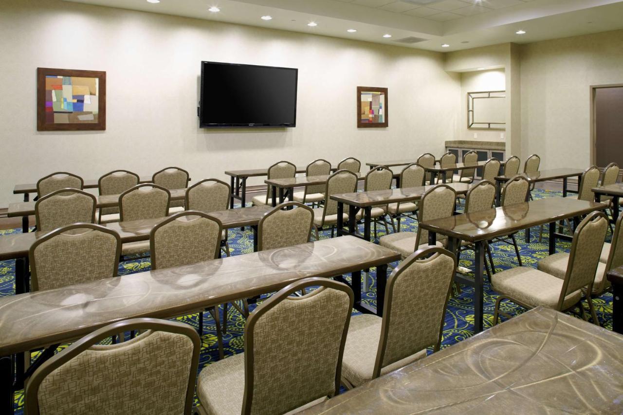 | Hilton Garden Inn Texarkana
