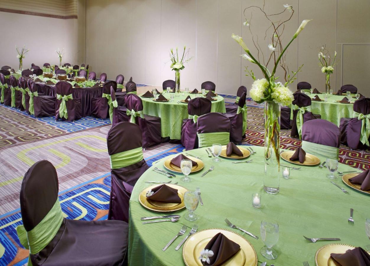 | Hilton Garden Inn Texarkana