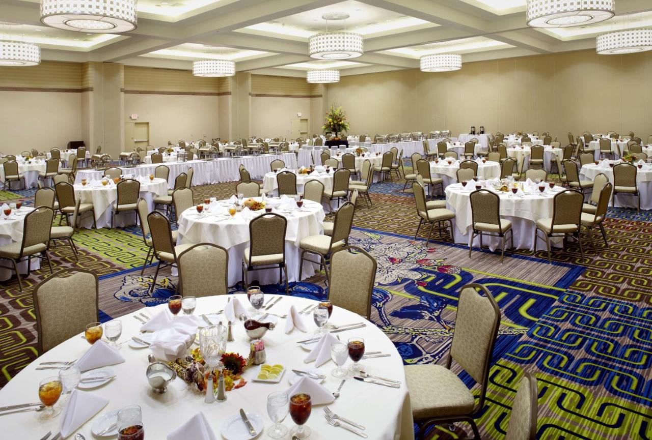 | Hilton Garden Inn Texarkana