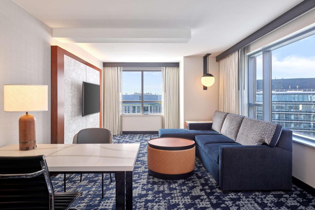  | Embassy Suites by Hilton Washington DC Convention Center